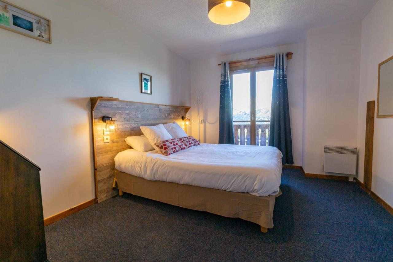 L'Escale Hotell Châtel Exteriör bild